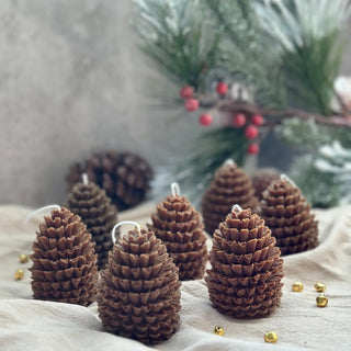 Pincone Candle